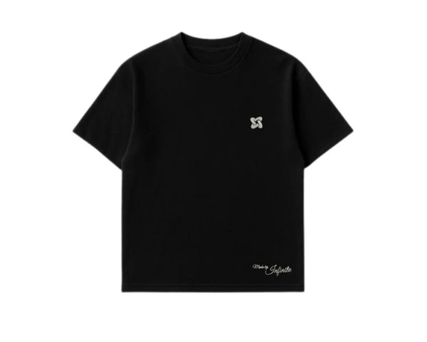 NOIR Classic Tee (Boxy-Fit)